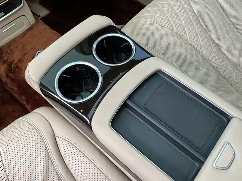 Mercedes-Benz S-Class — миниатюра 13
