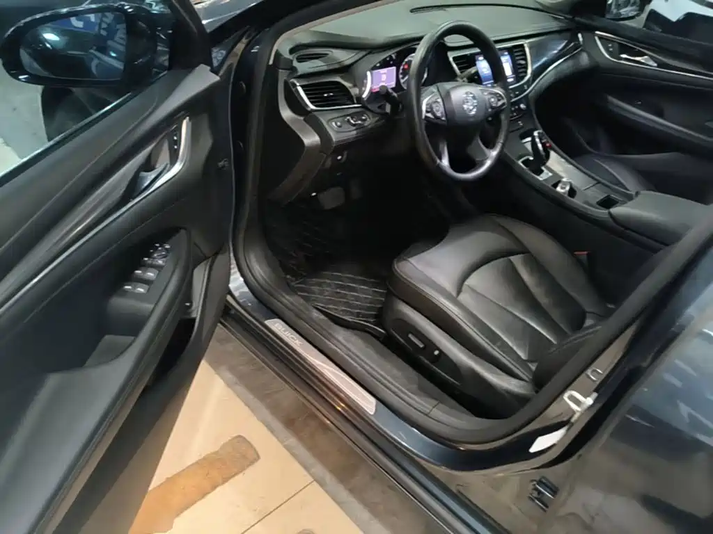 Buick LaCrosse — миниатюра 16