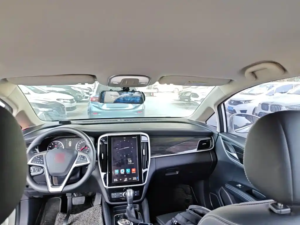BYD MAX — миниатюра 18