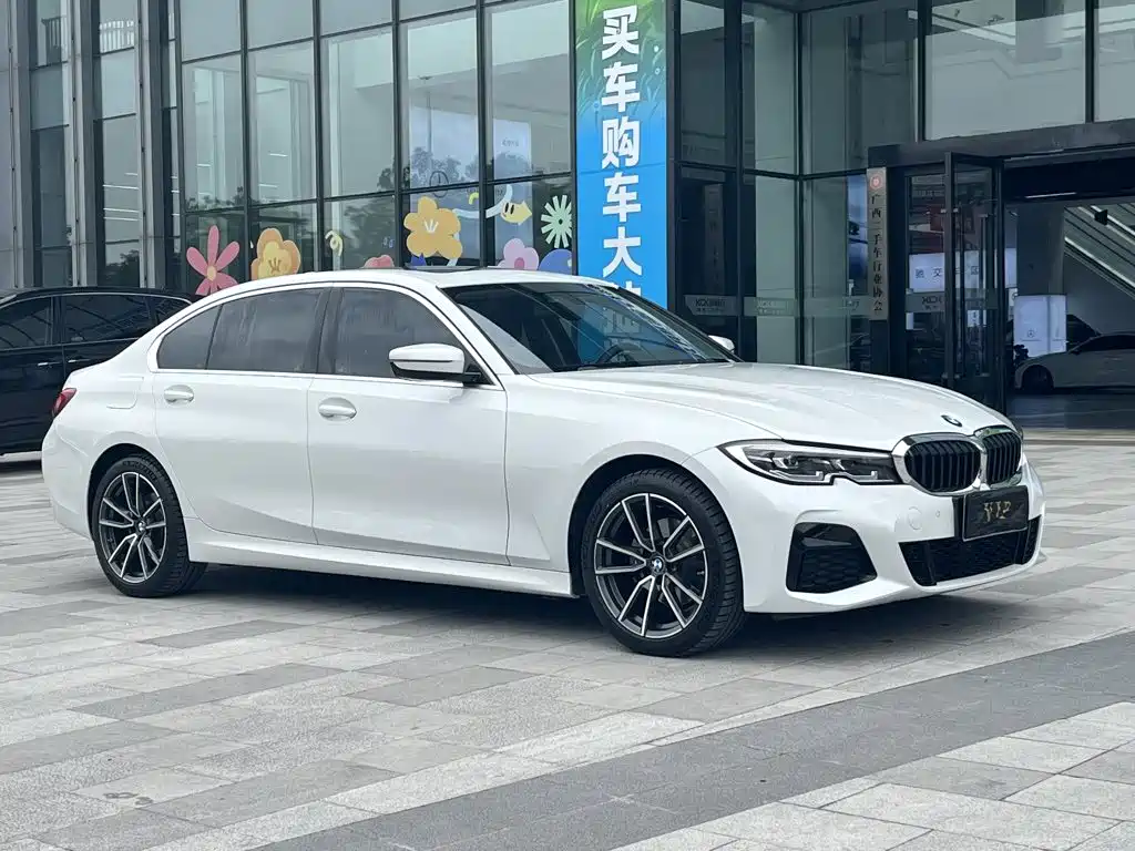 BMW 3 Series — миниатюра 3