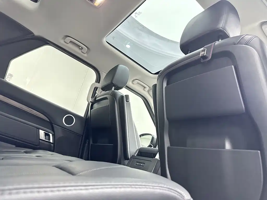 Land Rover Discovery — миниатюра 14