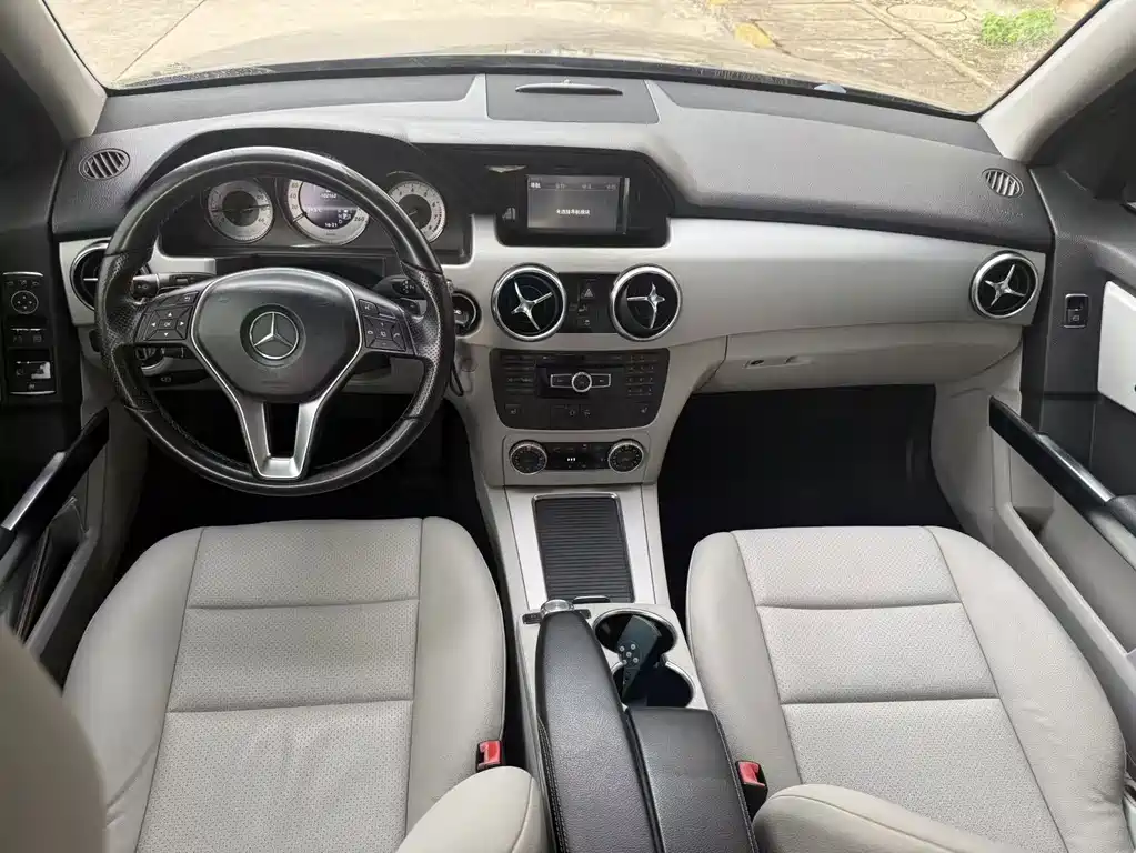 Mercedes-Benz GLK-Class — миниатюра 7