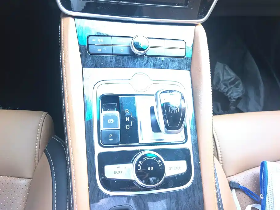 BYD Qin NEV — миниатюра 16