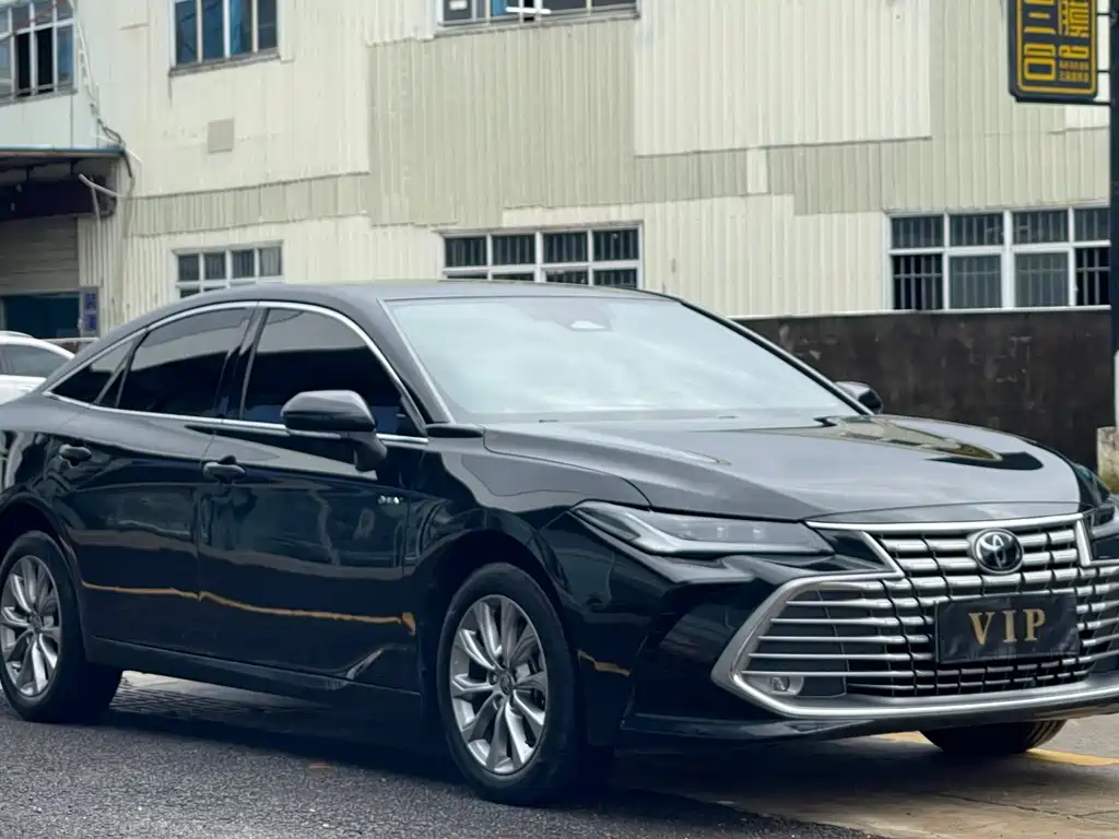 Toyota Avalon — миниатюра 3