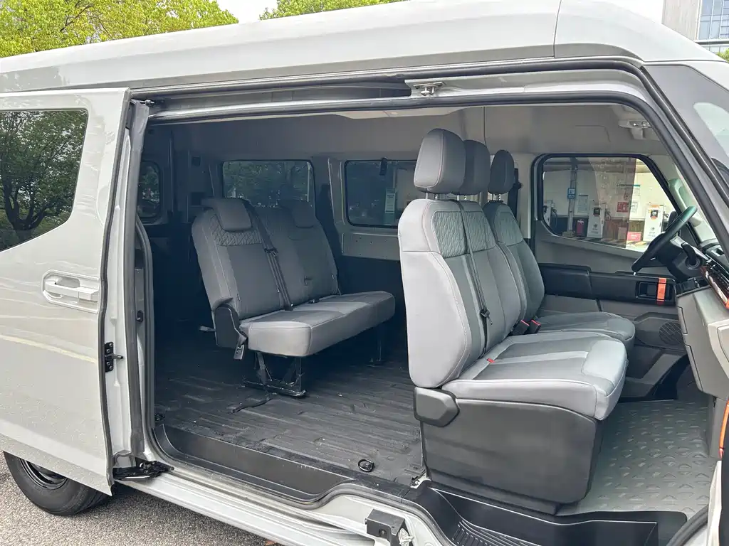 Yuan Cheng Yuan Cheng Super VAN — миниатюра 11