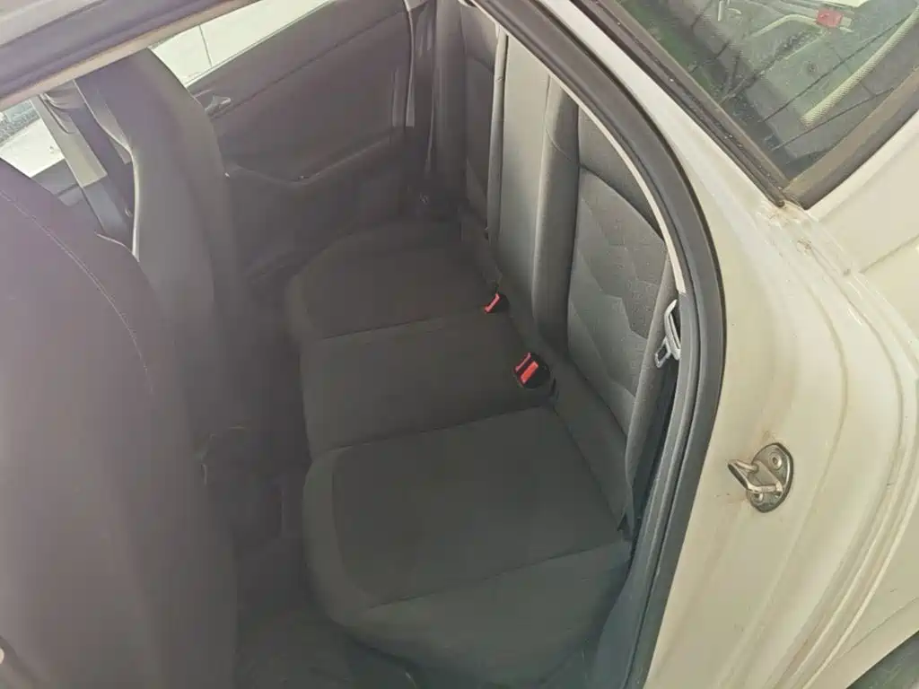 Volkswagen Polo — миниатюра 17