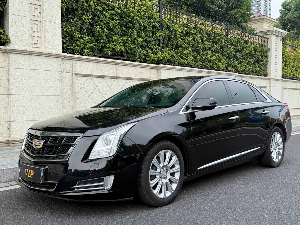Cadillac XTS