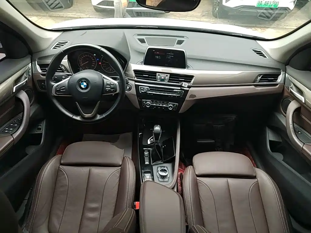 BMW X1 — миниатюра 10