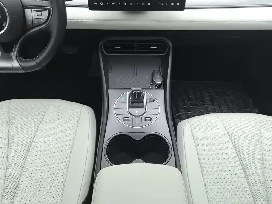 BYD Seal 05 DM-i — миниатюра 16