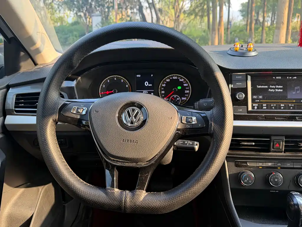 Volkswagen Lavida — миниатюра 12
