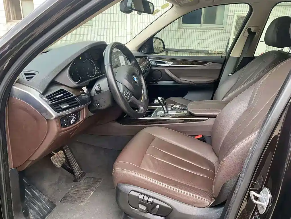 BMW X5 (Import) — миниатюра 5