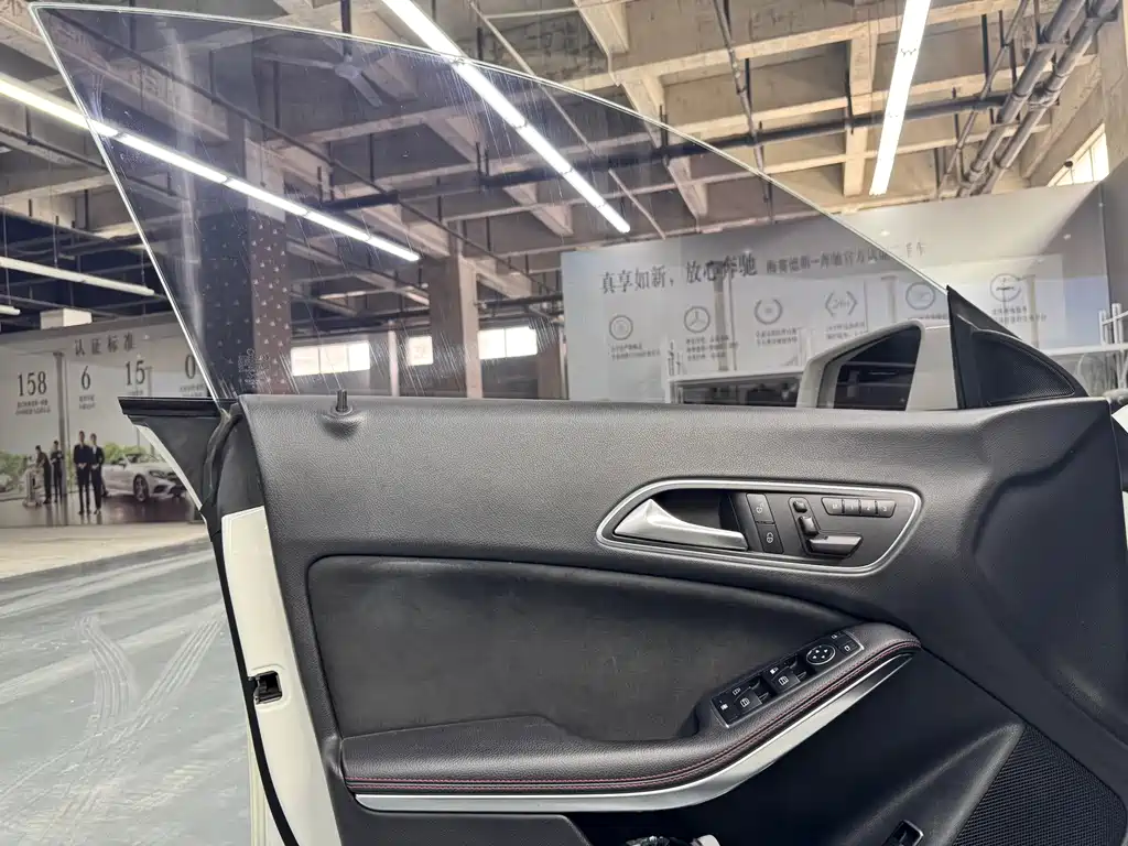 Mercedes-Benz CLA (Import) — миниатюра 16