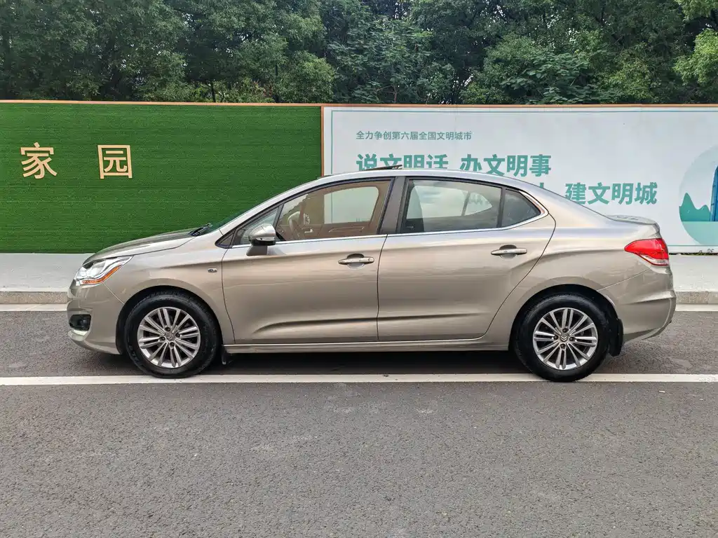 Citroen C4L — миниатюра 4
