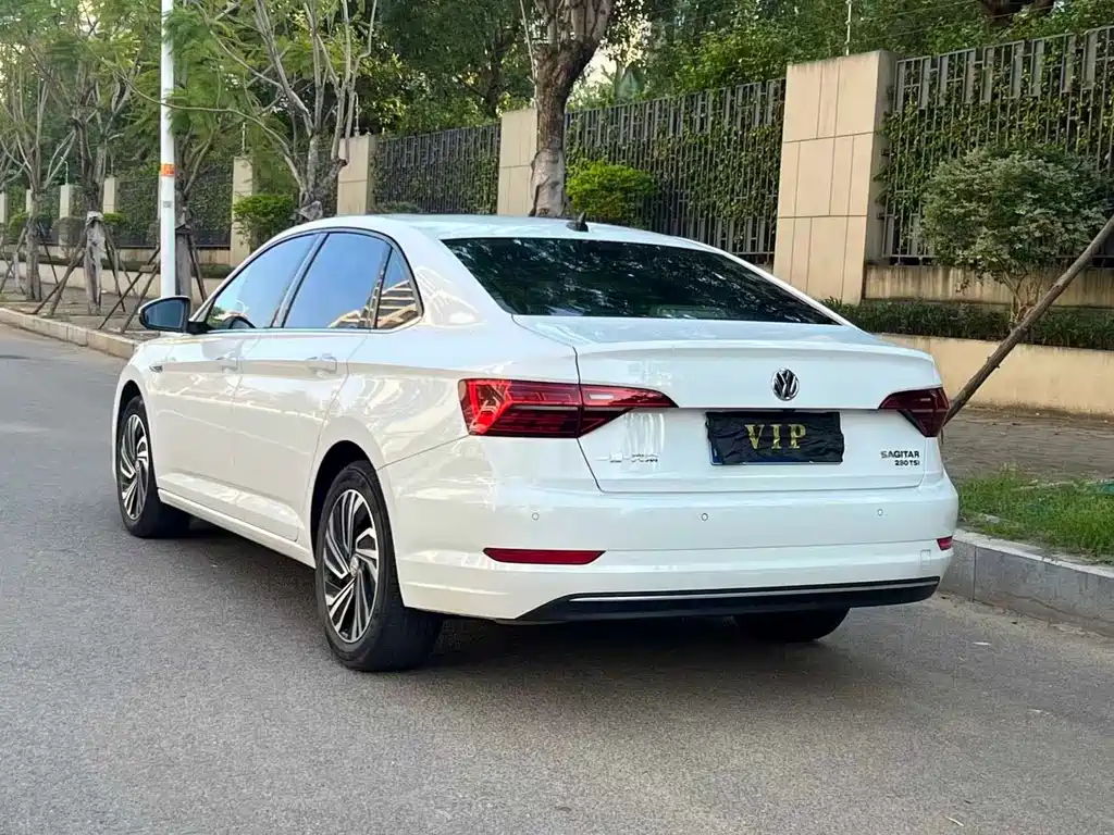 Volkswagen Sagitar — миниатюра 7
