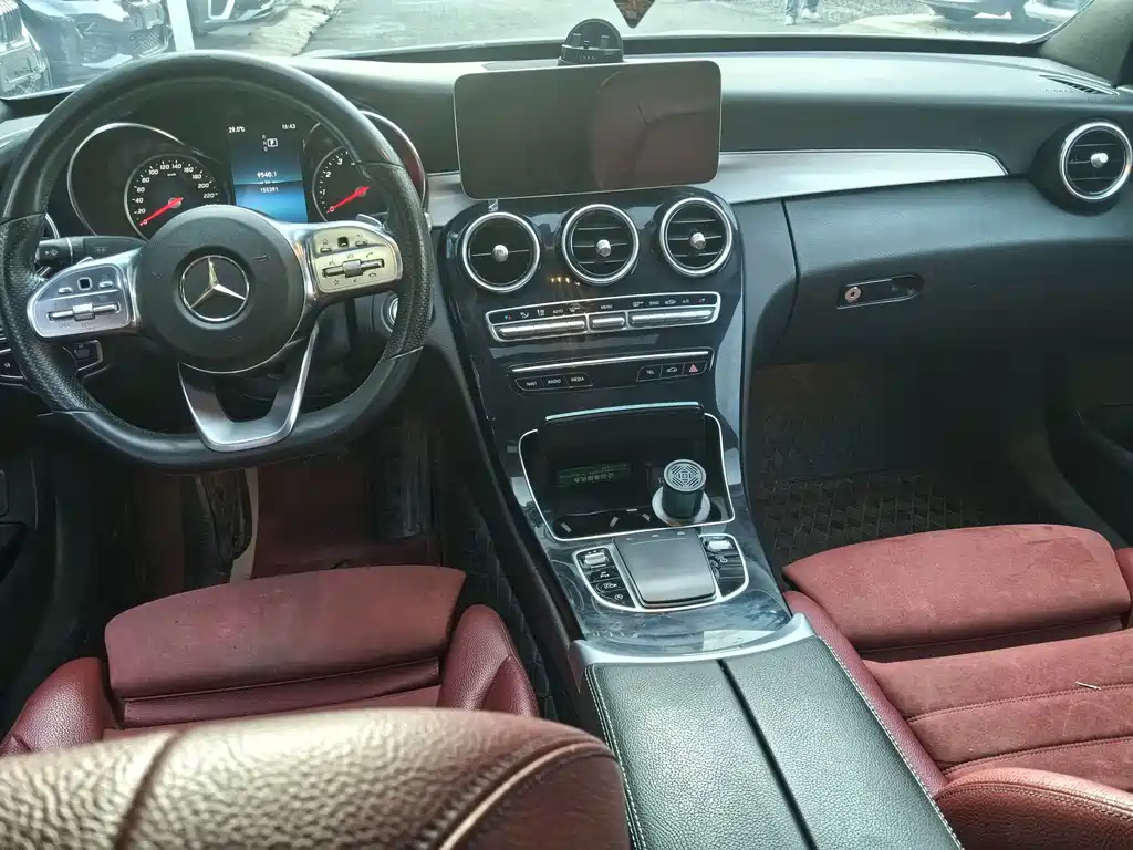 Mercedes-Benz C-Class — миниатюра 5