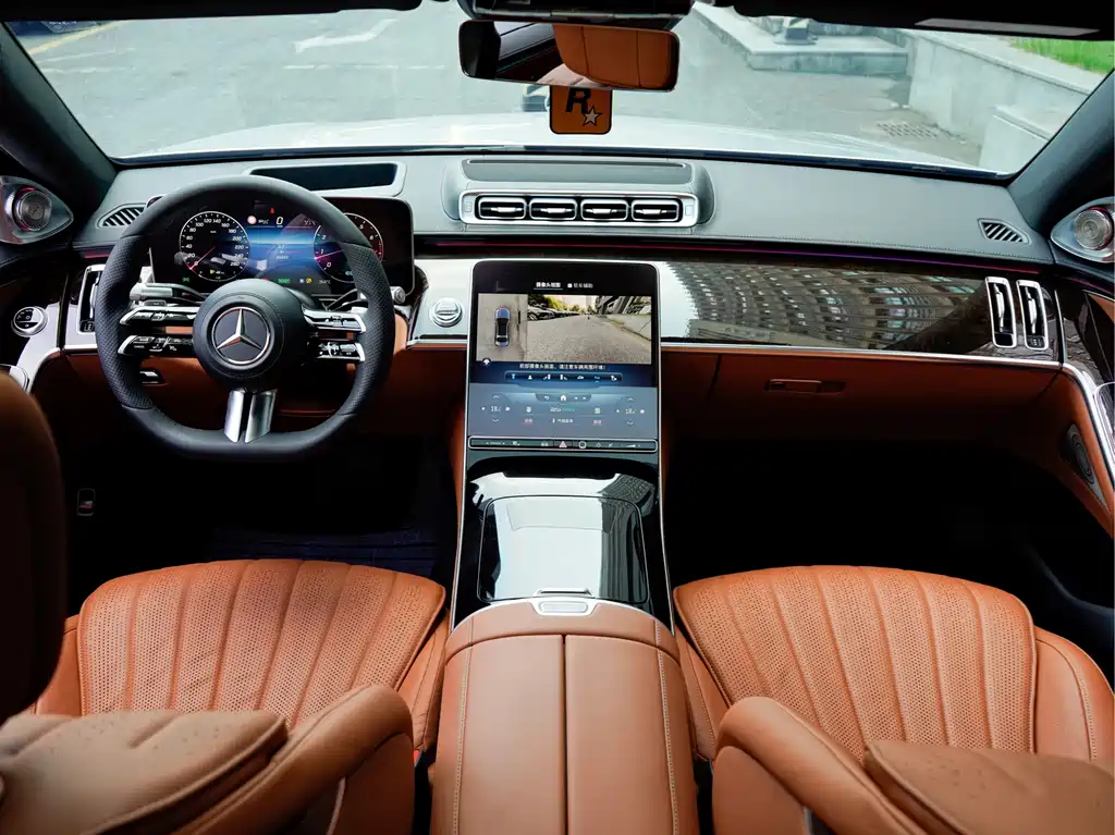 Mercedes-Benz S-Class — миниатюра 11