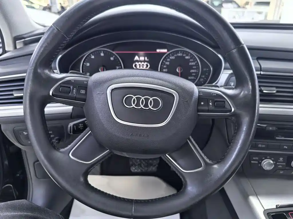 Audi A6L — миниатюра 12