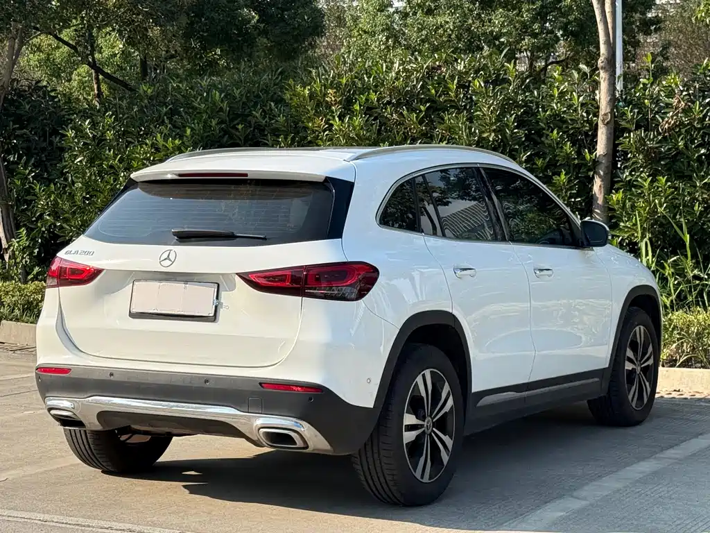 Mercedes-Benz GLA — миниатюра 5
