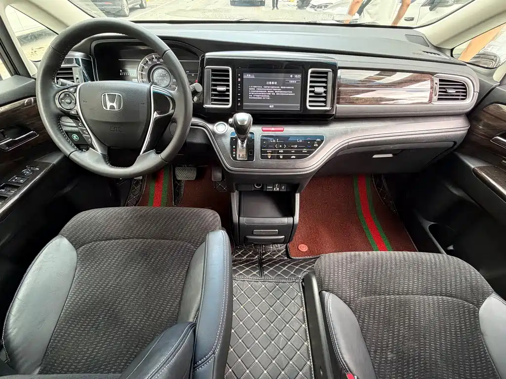 Honda Elysion — миниатюра 9