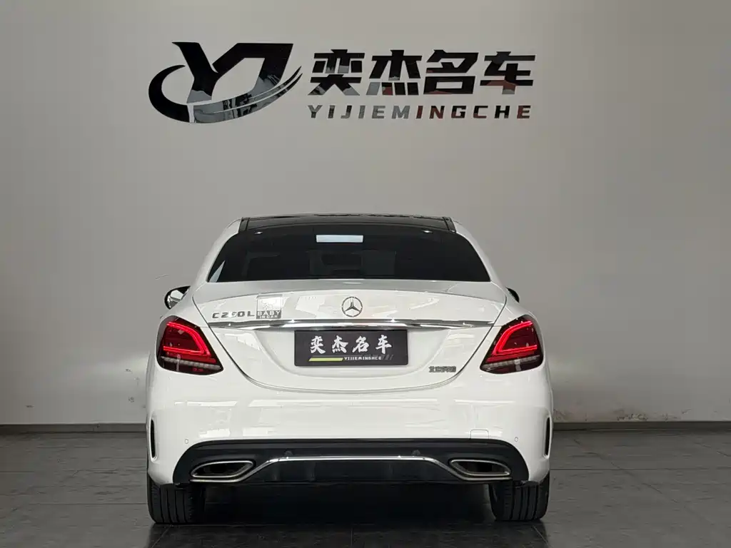 Mercedes-Benz C-Class — миниатюра 8