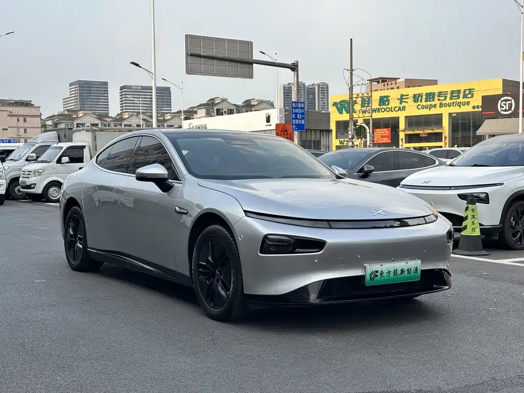 XPeng P7 — миниатюра 3