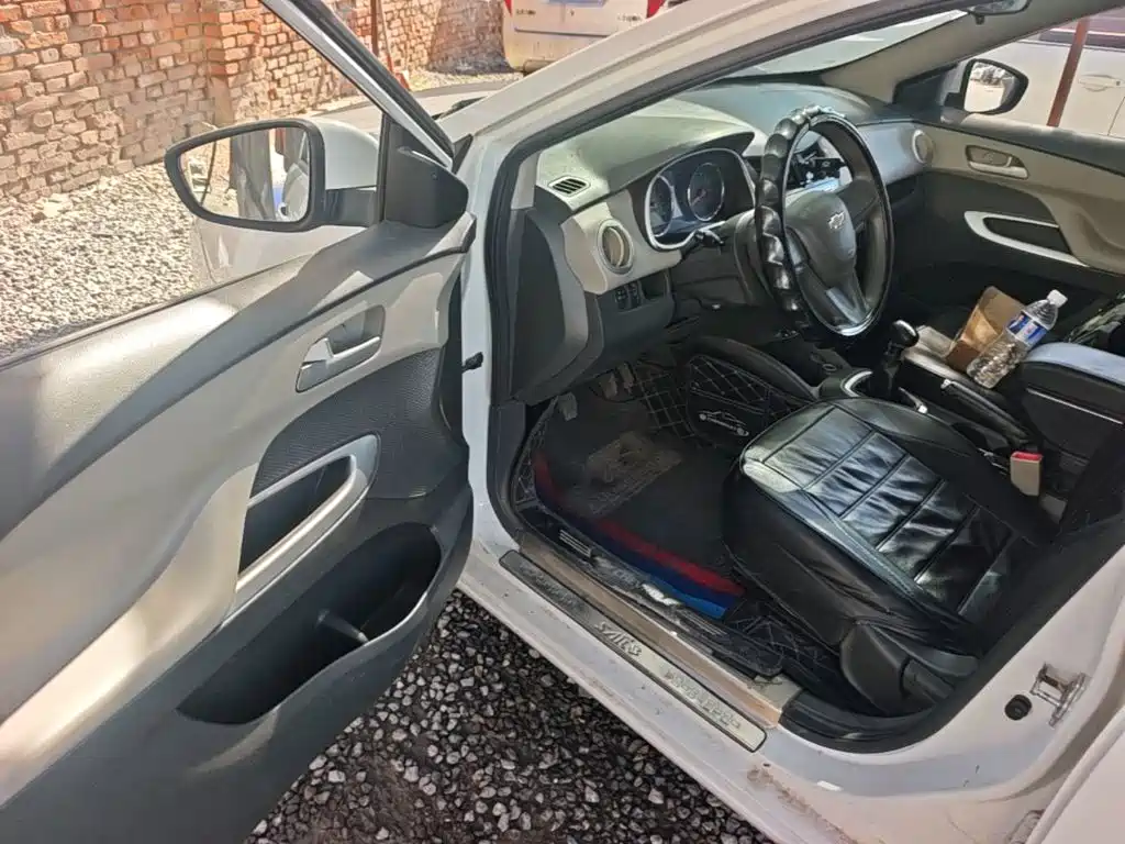 Chevrolet Sail — миниатюра 16