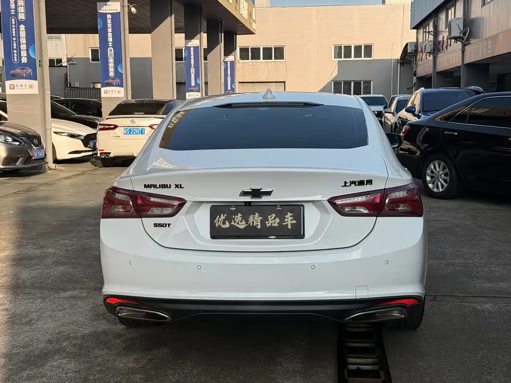 Chevrolet Malibu XL — миниатюра 12