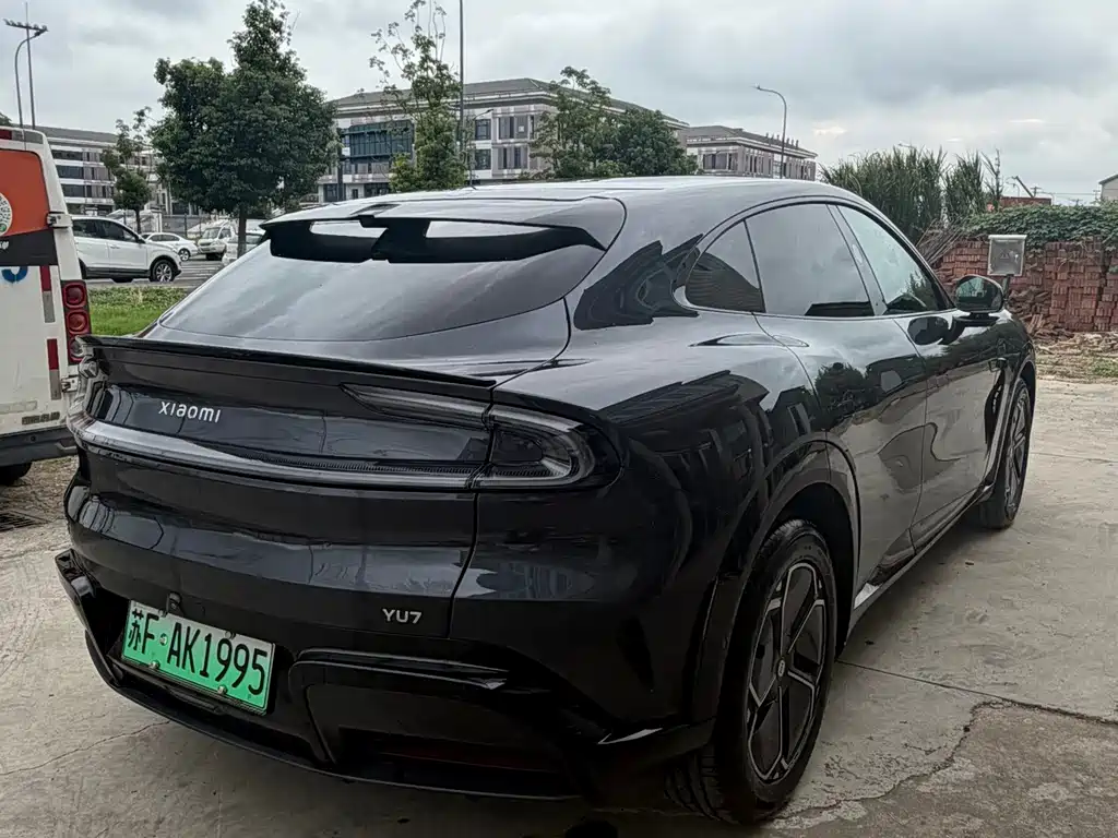 Xiaomi YU7 — миниатюра 5