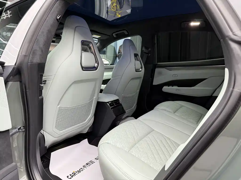 ZEEKR EXTREME KRYPTON 001