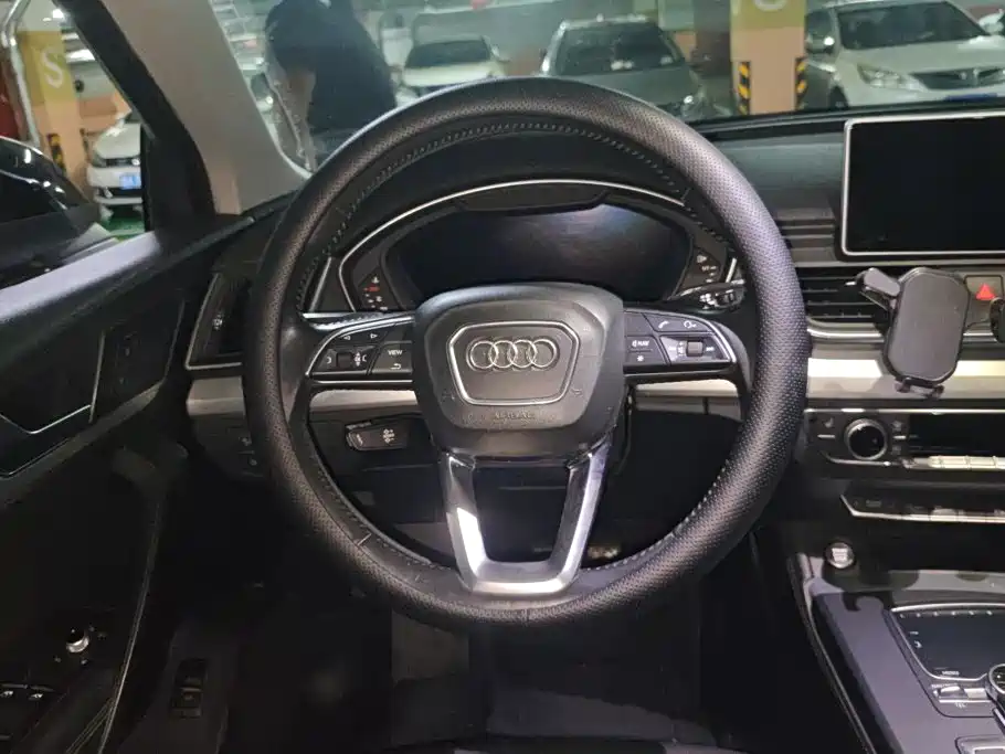 Audi Q5L — миниатюра 14