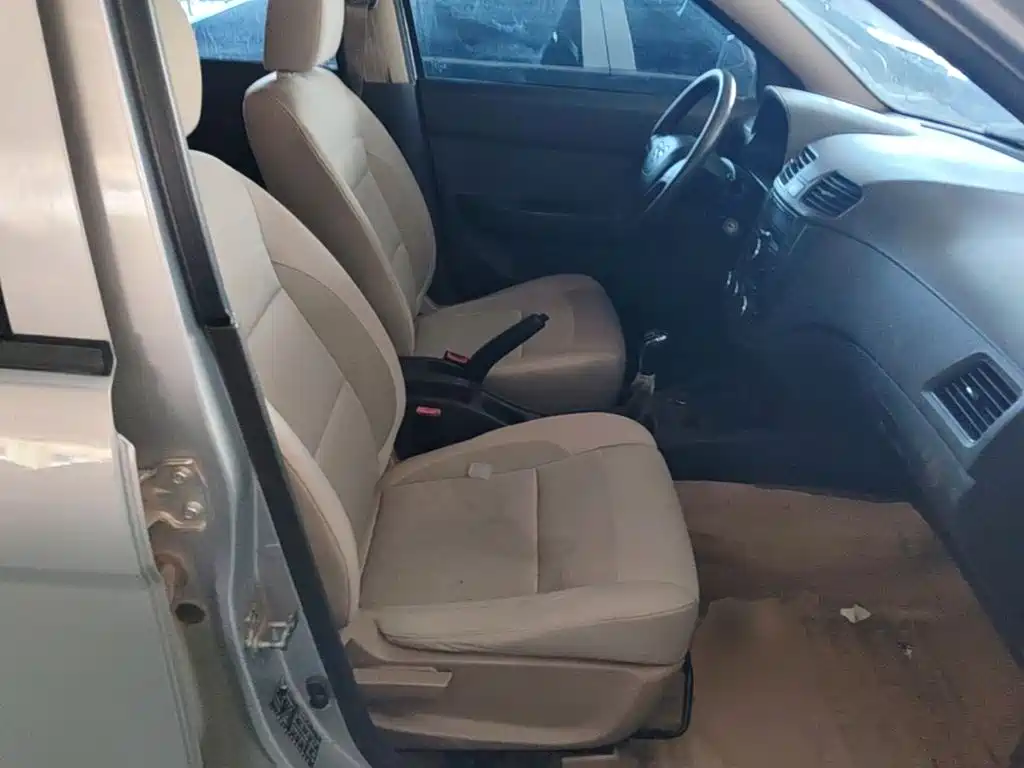 Wuling Hongguang — миниатюра 25