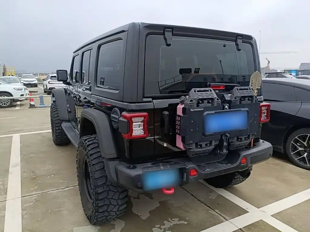 Jeep Wrangler — миниатюра 5