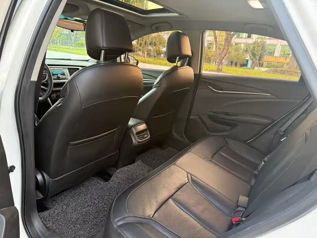 Buick Excelle — миниатюра 5