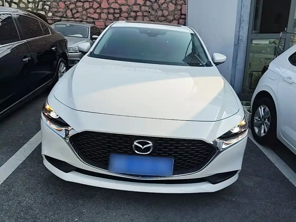 Mazda 3 Axela — миниатюра 3