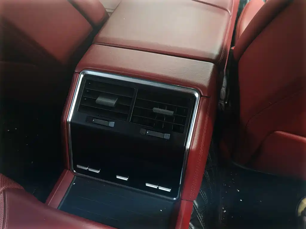 Porsche Panamera — миниатюра 7