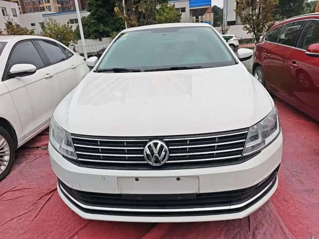 Volkswagen Lavida — миниатюра 3