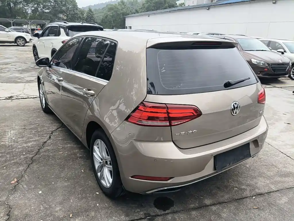 Volkswagen Golf — миниатюра 5