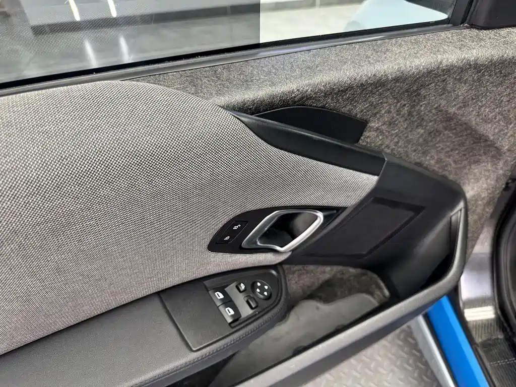BMW i3 (Import) — миниатюра 10