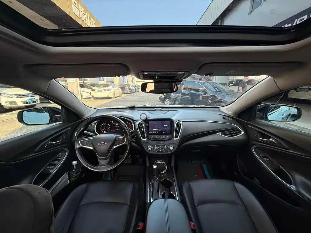 Chevrolet Malibu XL — миниатюра 7