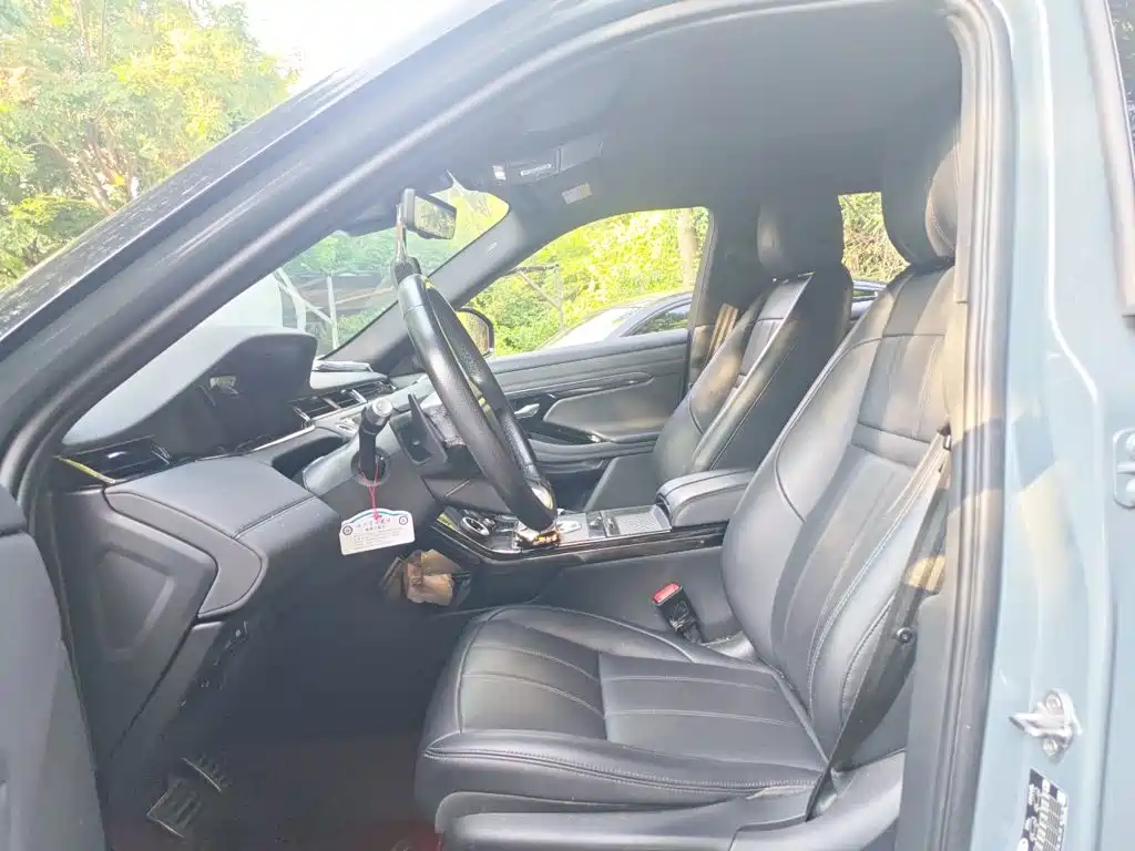 Land Rover Evoque — миниатюра 8