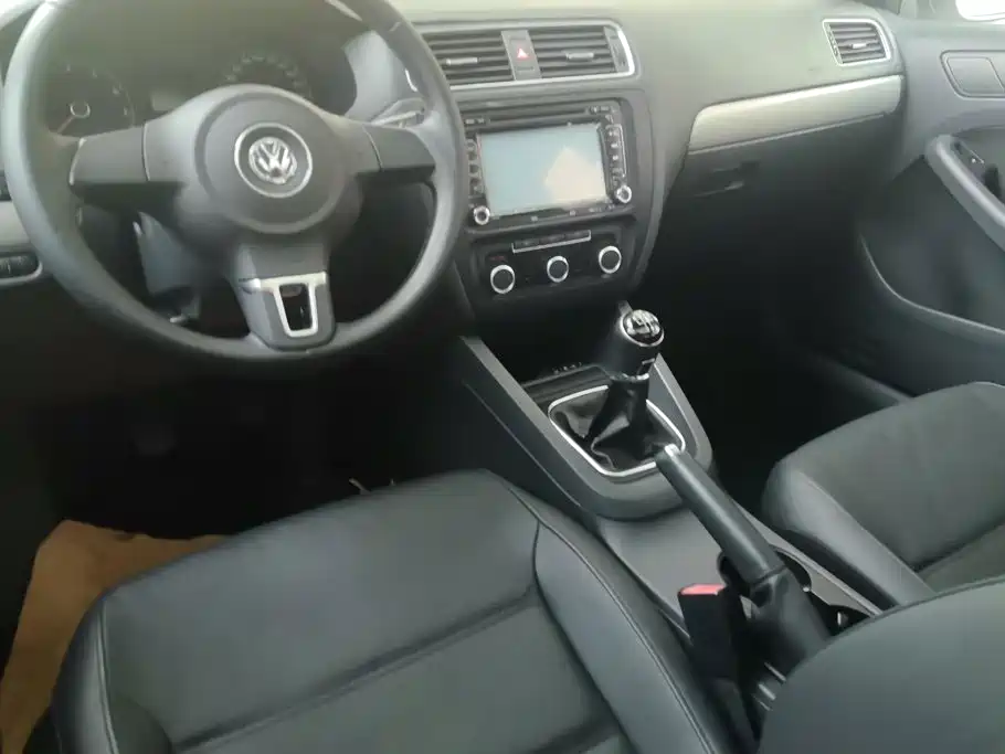 Volkswagen Sagitar — миниатюра 12