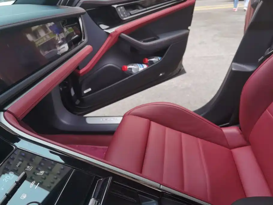 Porsche Panamera — миниатюра 9