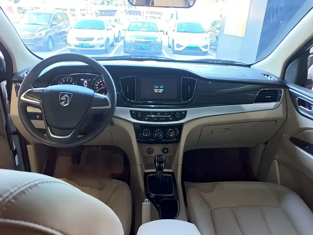 Baojun 730 — миниатюра 10