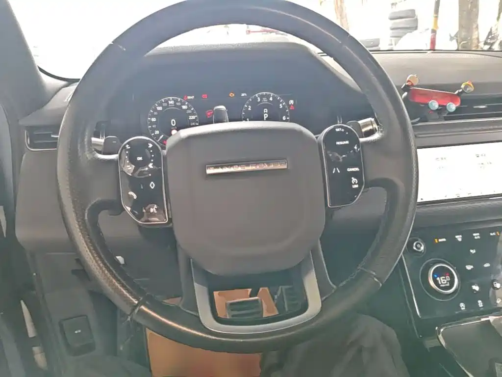 Land Rover Evoque — миниатюра 11