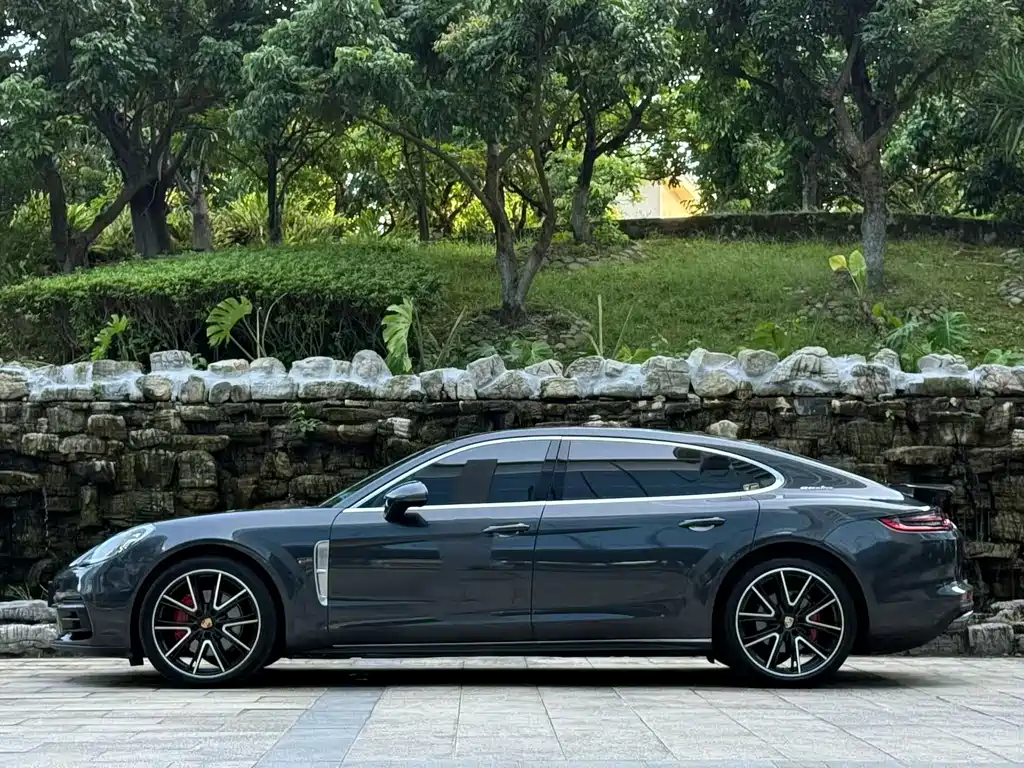 Porsche Panamera — миниатюра 5