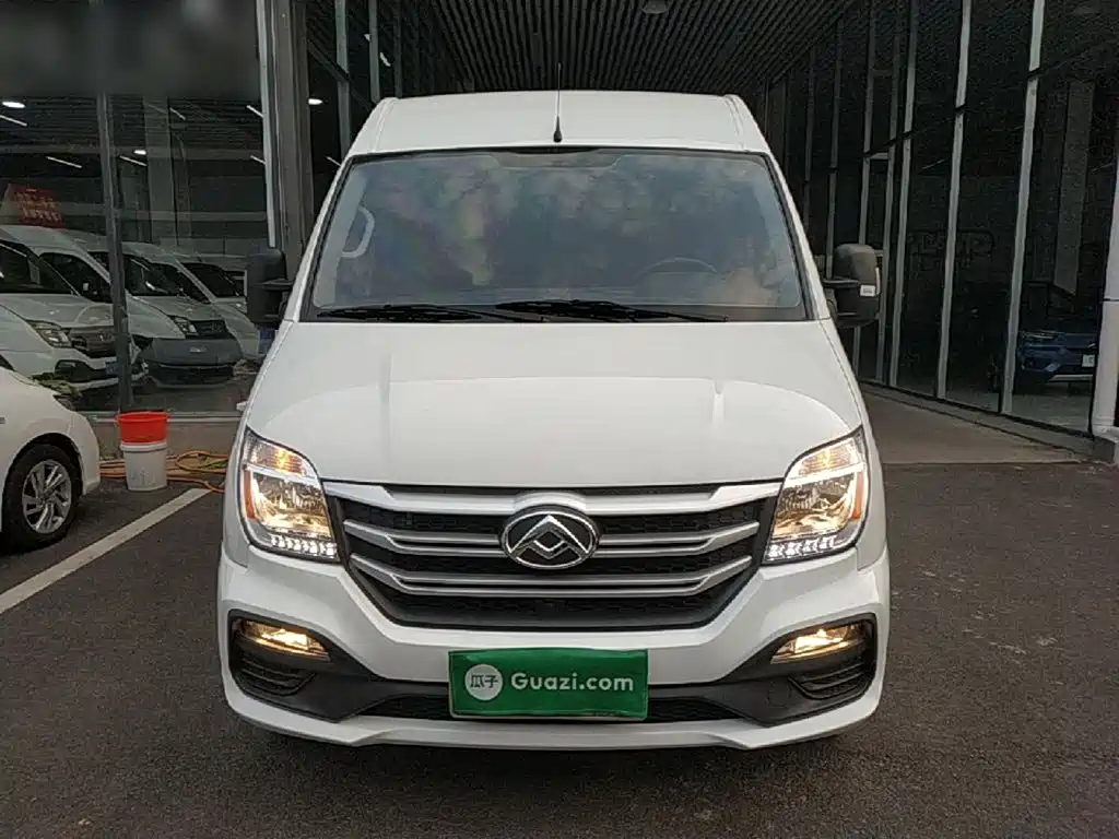MAXUS V80 — миниатюра 3