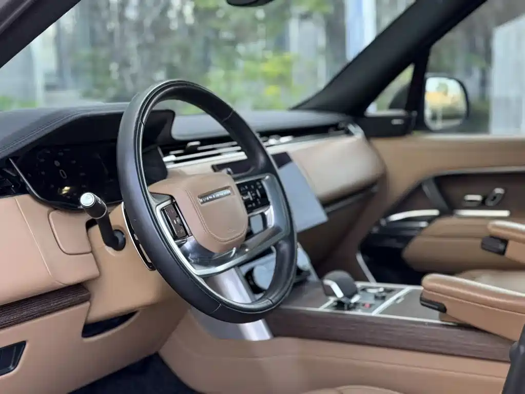 Land Rover Range Rover — миниатюра 7