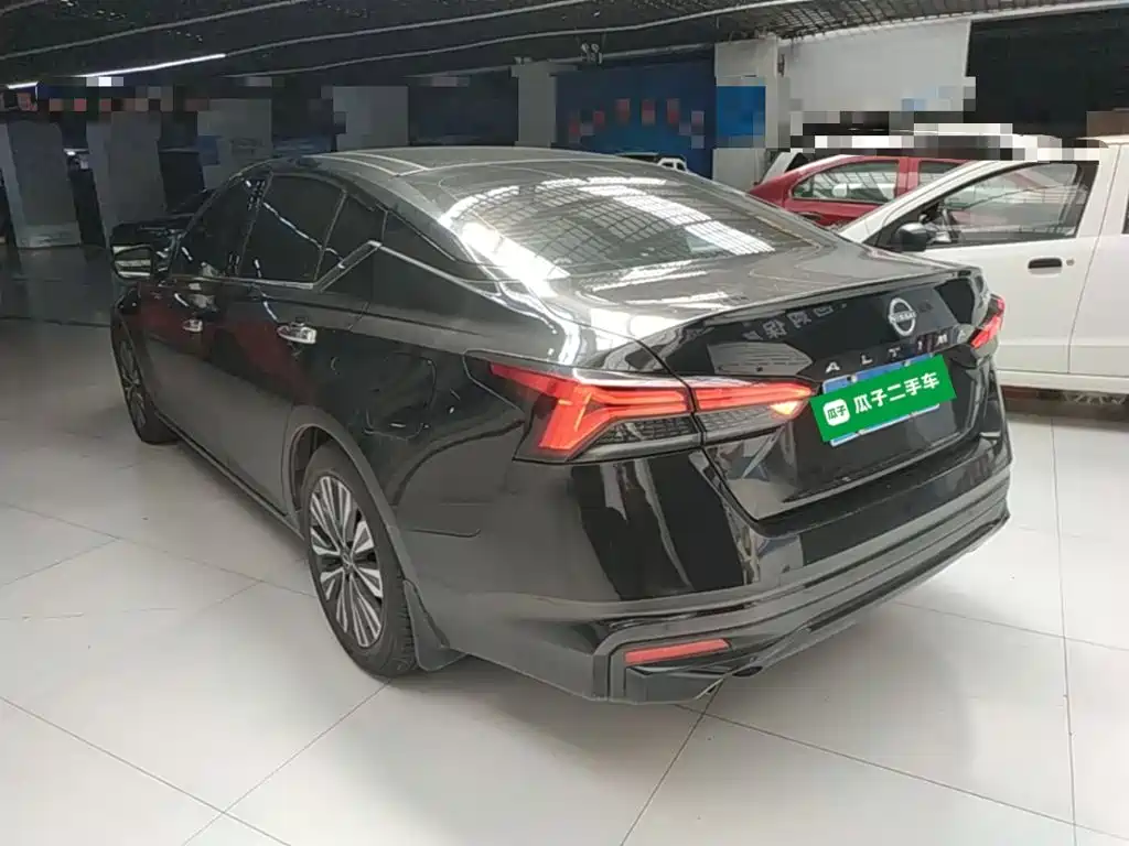 Nissan Teana — миниатюра 5