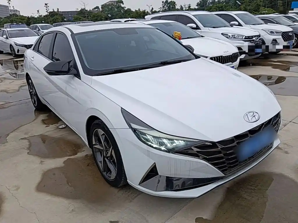 Hyundai Elantra — миниатюра 4