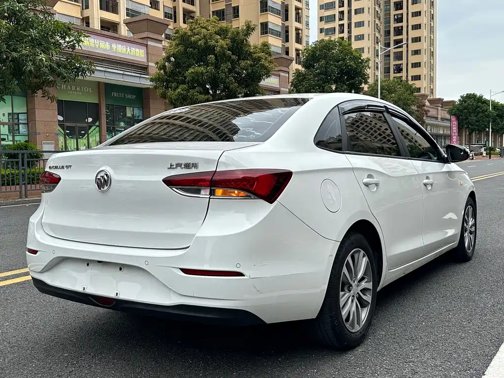 Buick Excelle — миниатюра 4